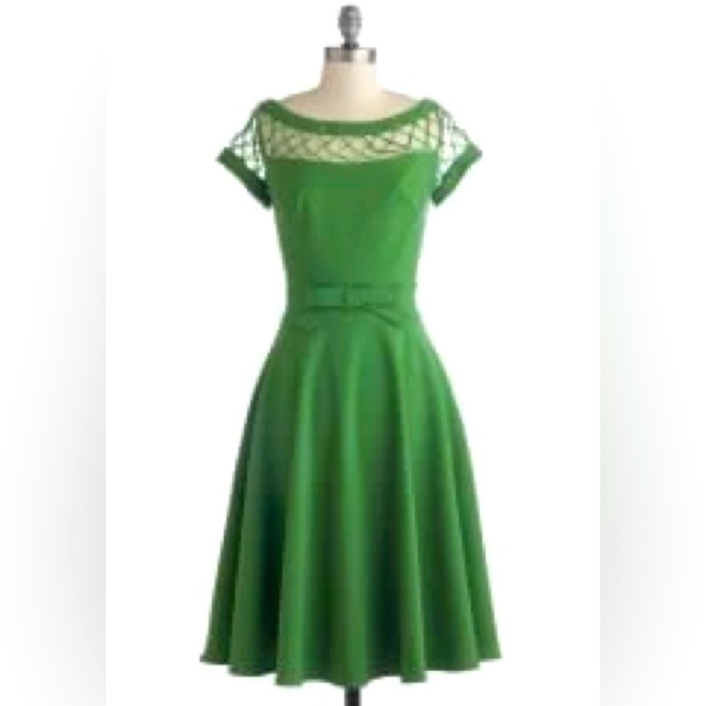 ModCloth peridot Tatyana “With Only A Wink” vintage style party dress